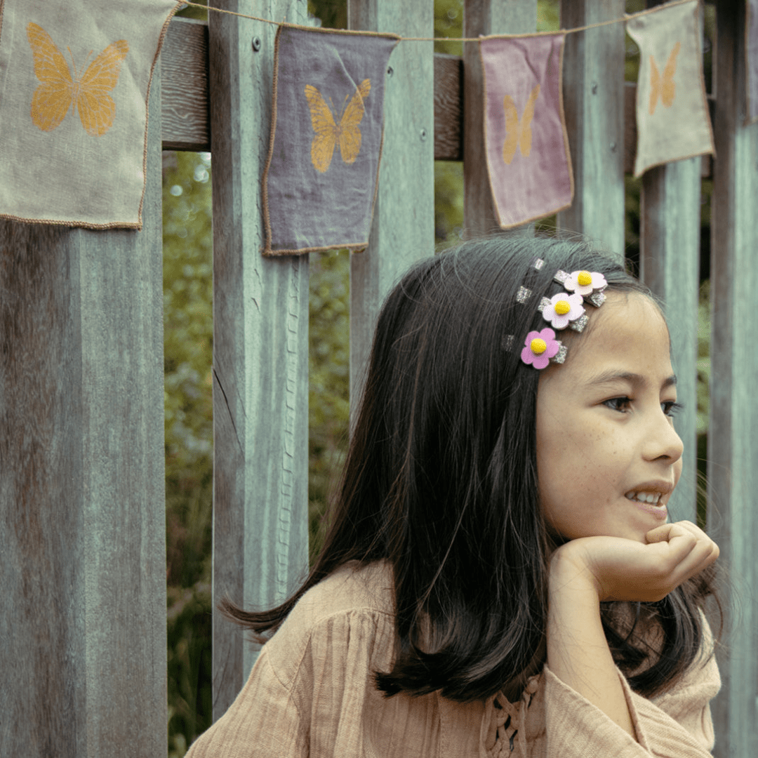 Hippy Shake Flower Clips