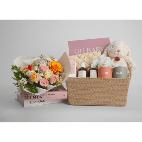 P05 Deluxe Oh Baby Family Pink Hamper
