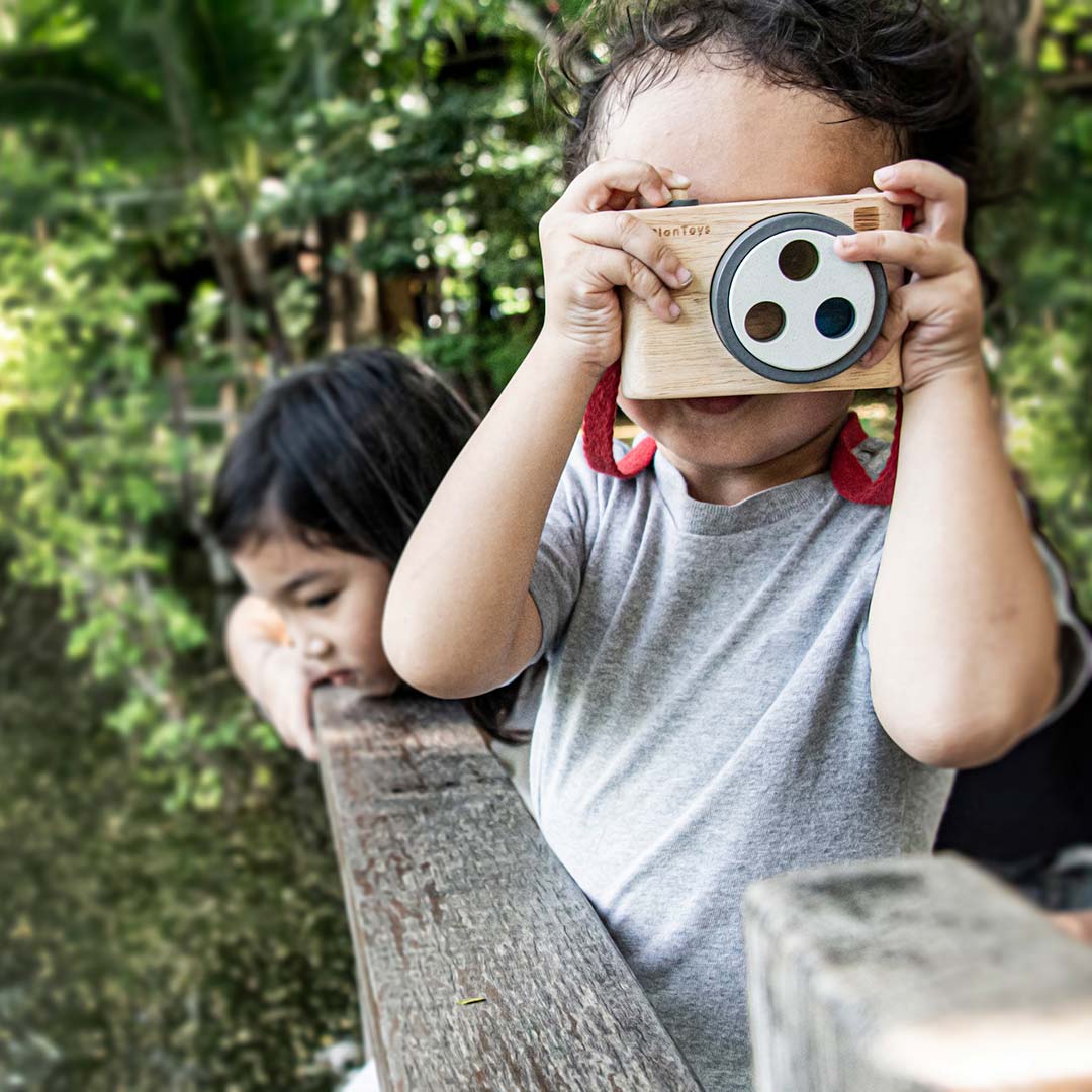 Colored Snap Camera - Bimbo Concept